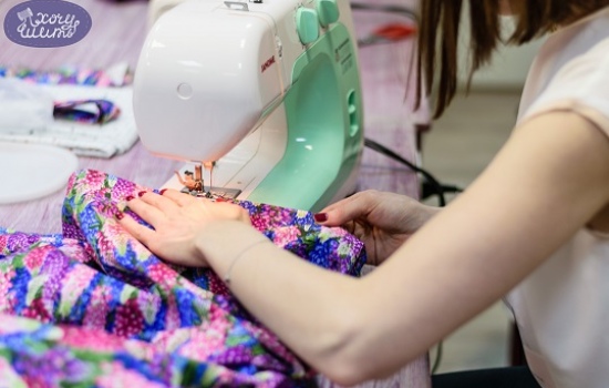 Краснодарские мамы могут бесплатно пройти курс «Доброе швейное дело»